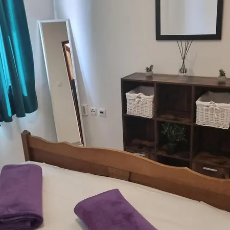 Marija Suko An Apartamento